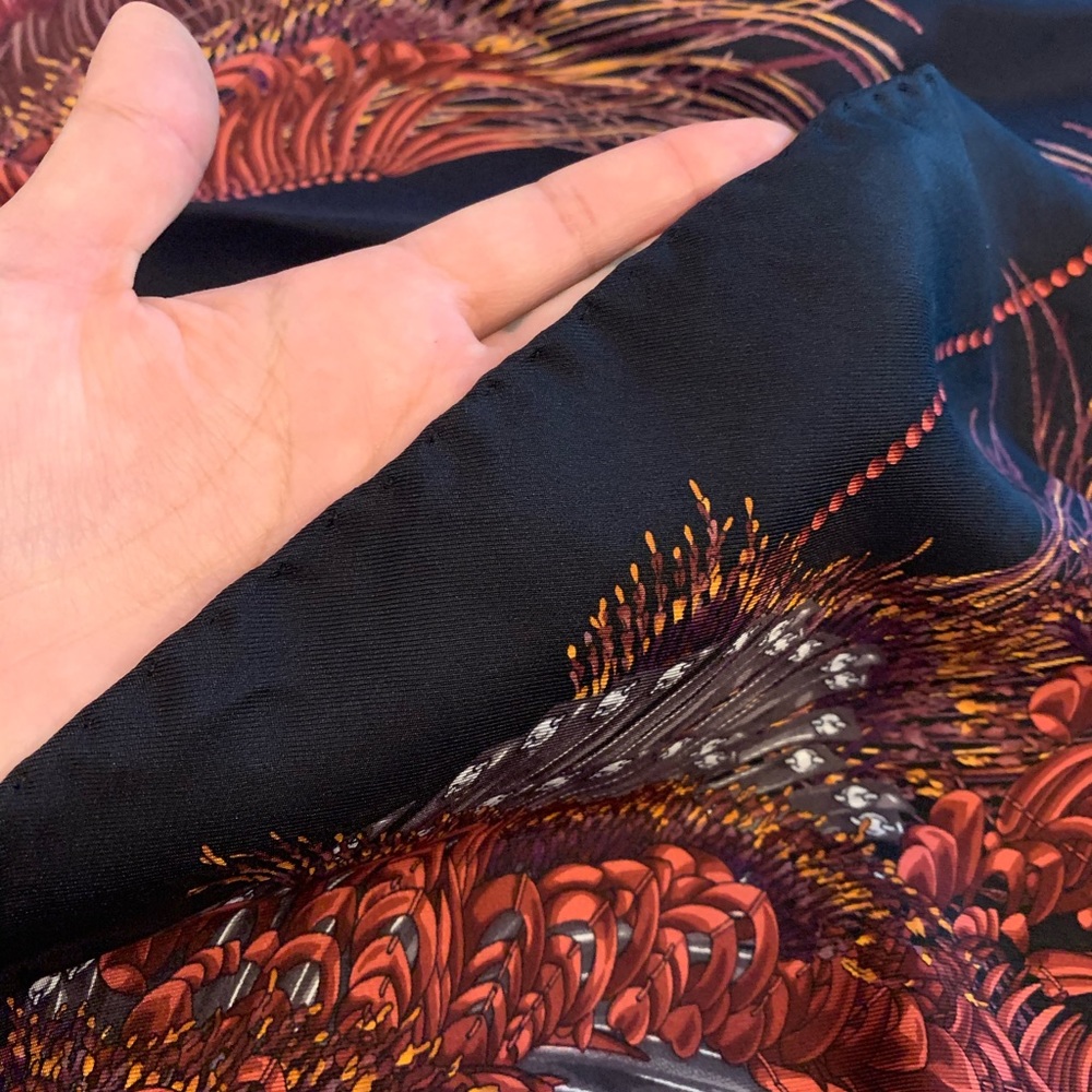 Gucci Peacock Feather Silk Twill Foulard Scarf - Picture 4 of 10